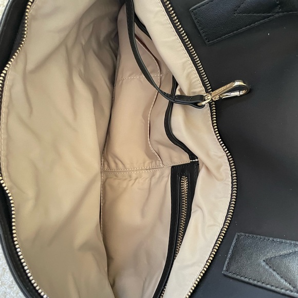 VGUC Mina Baie London weekender in black nylon w/ gold hardware - Picture 12 of 16